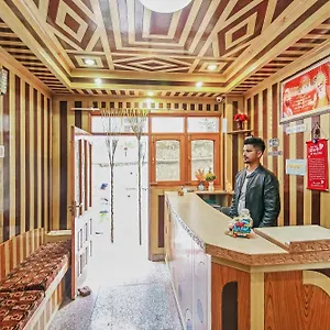 O Royal Hotel